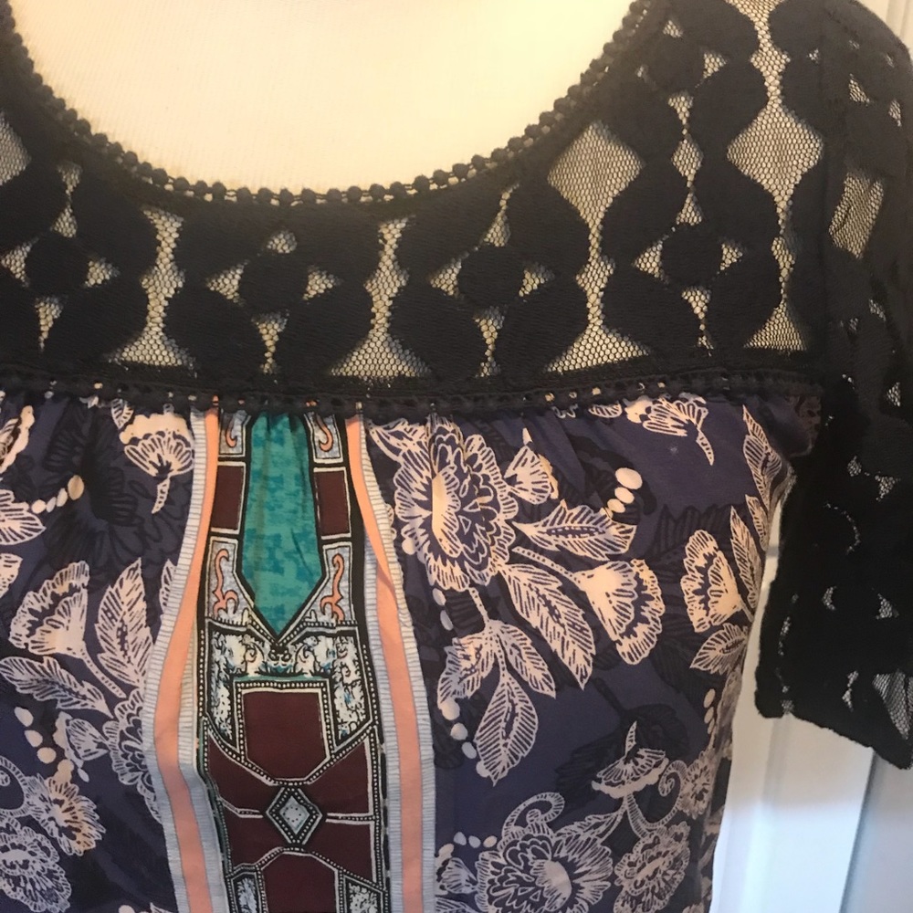 Multi colored tunic by Akemi & Kin - Picture 2 of 6